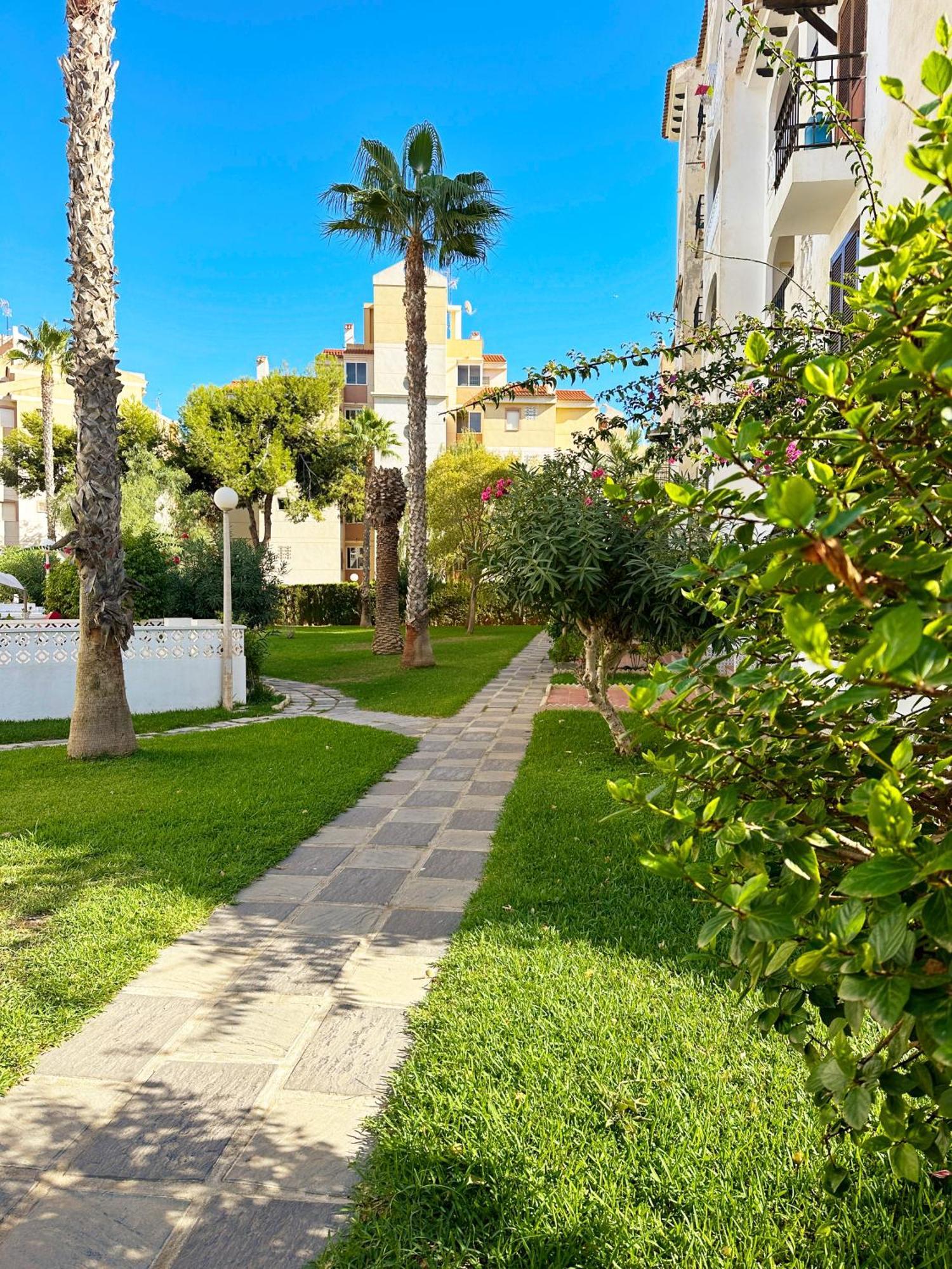 Calas Blancas Torrevieja Luaran gambar